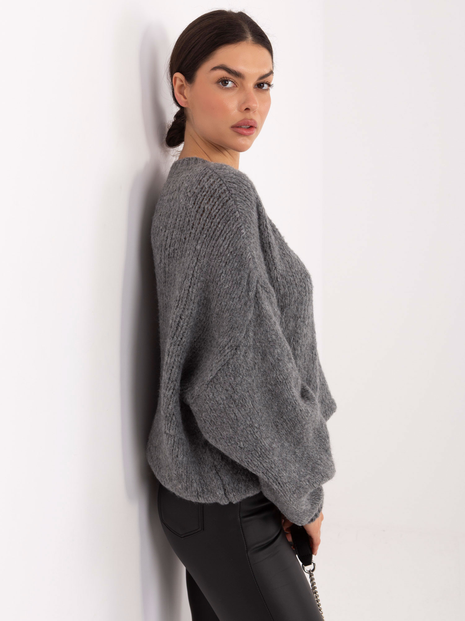Sweter , ciemny szary - ITALY MODA - obrazek 4