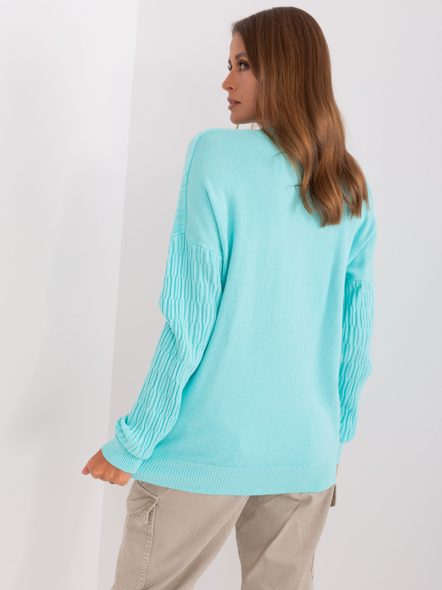 Sweter , mietowy - Wool Fashion Italia