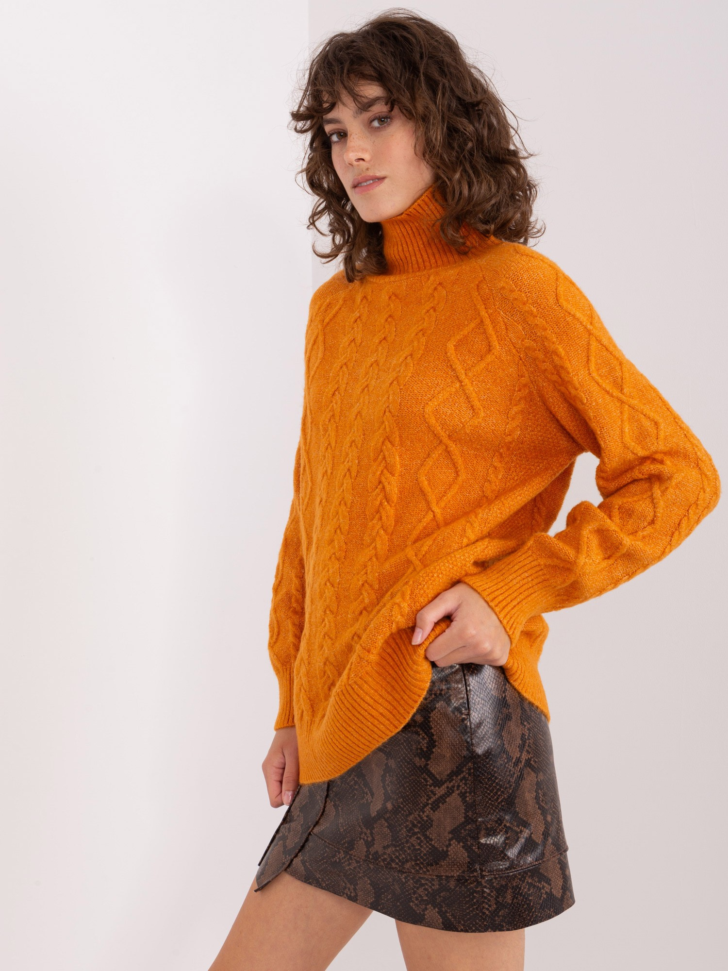 Sweter , jasny pomarańczowy - Wool Fashion Italia