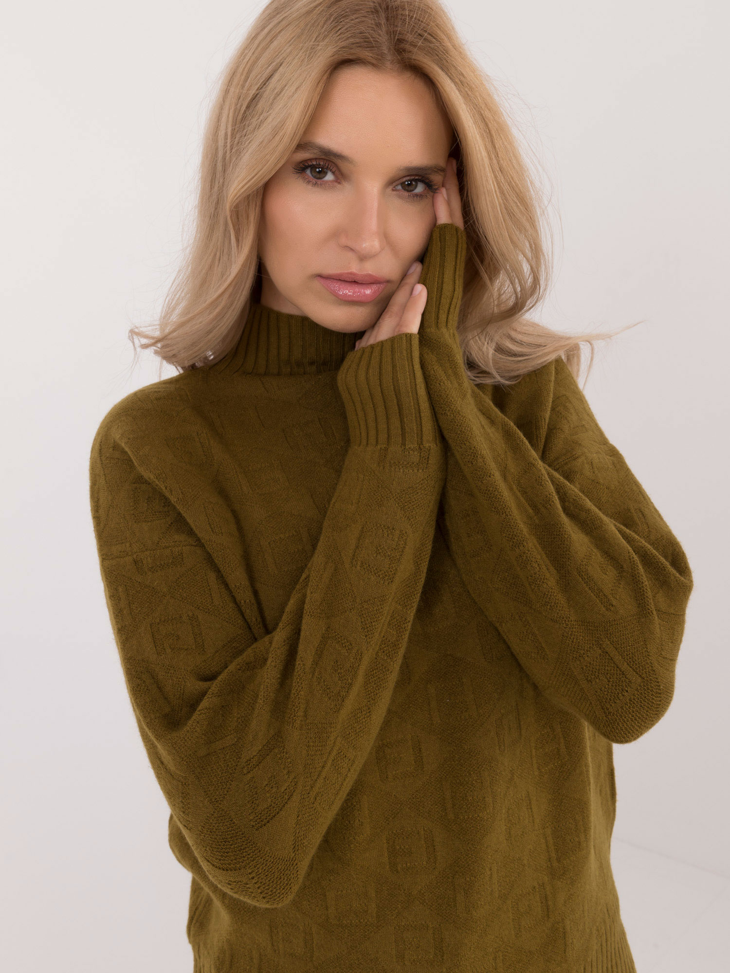 Sweter , oliwkowy - Wool Fashion Italia